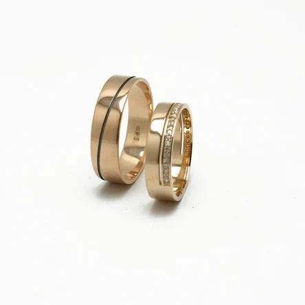 Пара широких обручальных колец из золота 585 пробы