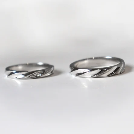 Витые обручальные кольца из белого золота 585 пробы